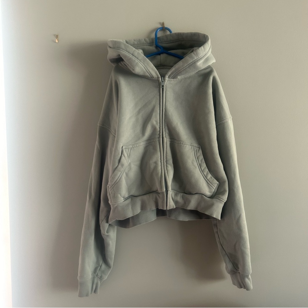 TNA aritzia cozyaf fleece cropped zip up hoodie